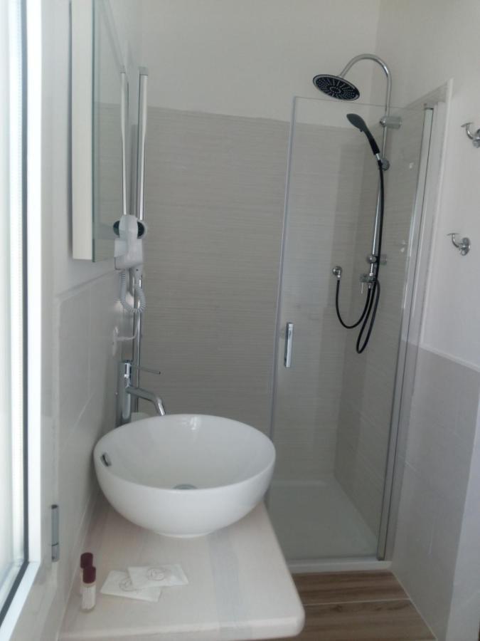 Flamingo Guest House- Rooms オルビア エクステリア 写真